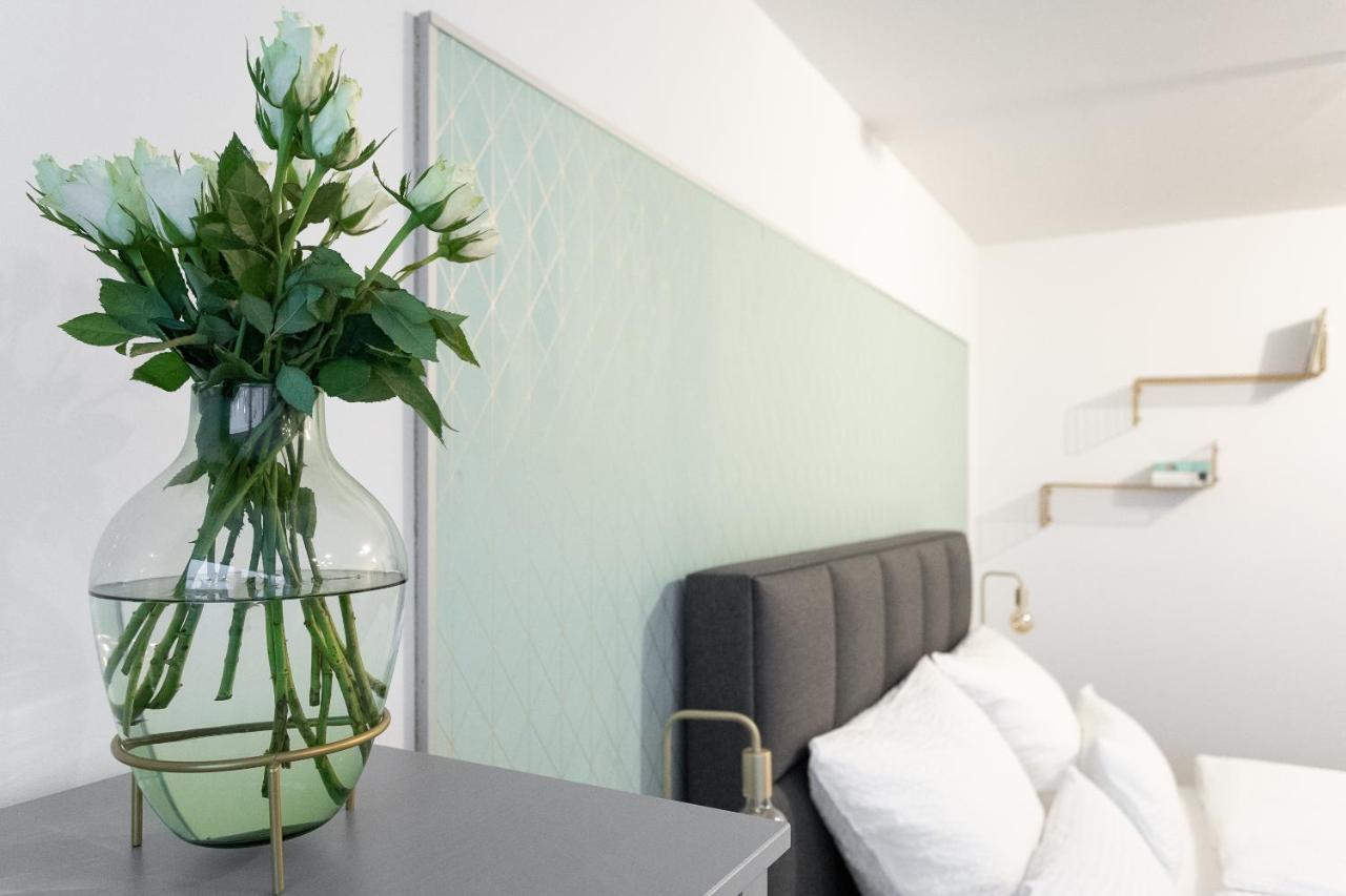 ☆NEW☆Luxus Studio☆NETFLIX/BOXSPRING ☆10min Centre☆ Viena Exterior foto