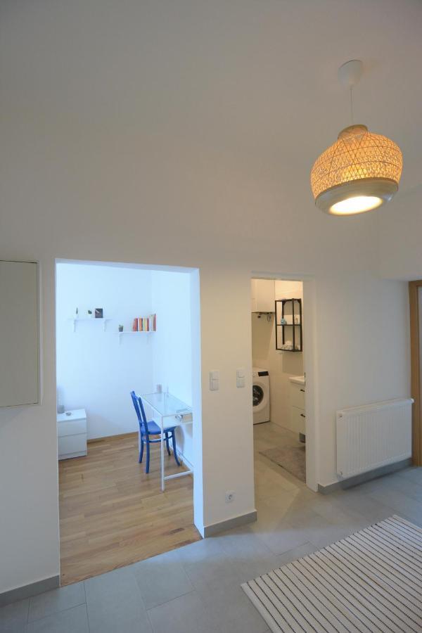 ☆NEW☆Luxus Studio☆NETFLIX/BOXSPRING ☆10min Centre☆ Viena Exterior foto