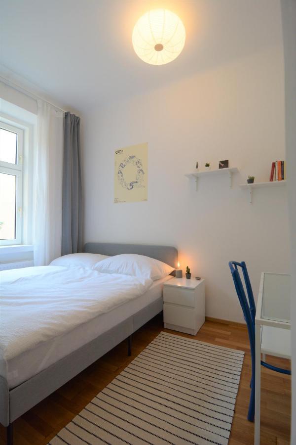 ☆NEW☆Luxus Studio☆NETFLIX/BOXSPRING ☆10min Centre☆ Viena Exterior foto
