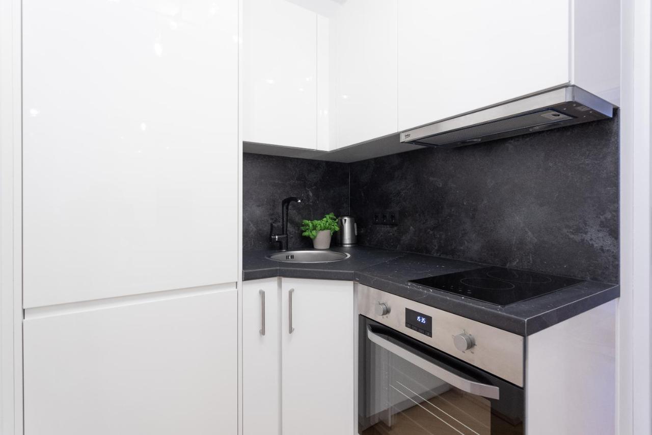 ☆NEW☆Luxus Studio☆NETFLIX/BOXSPRING ☆10min Centre☆ Viena Exterior foto
