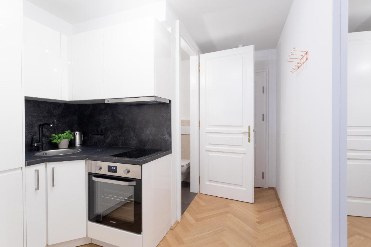 ☆NEW☆Luxus Studio☆NETFLIX/BOXSPRING ☆10min Centre☆ Viena Exterior foto