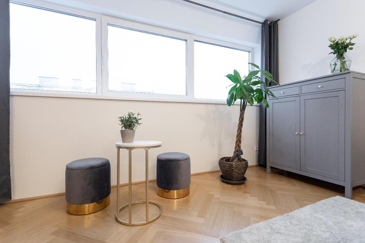 ☆NEW☆Luxus Studio☆NETFLIX/BOXSPRING ☆10min Centre☆ Viena Exterior foto