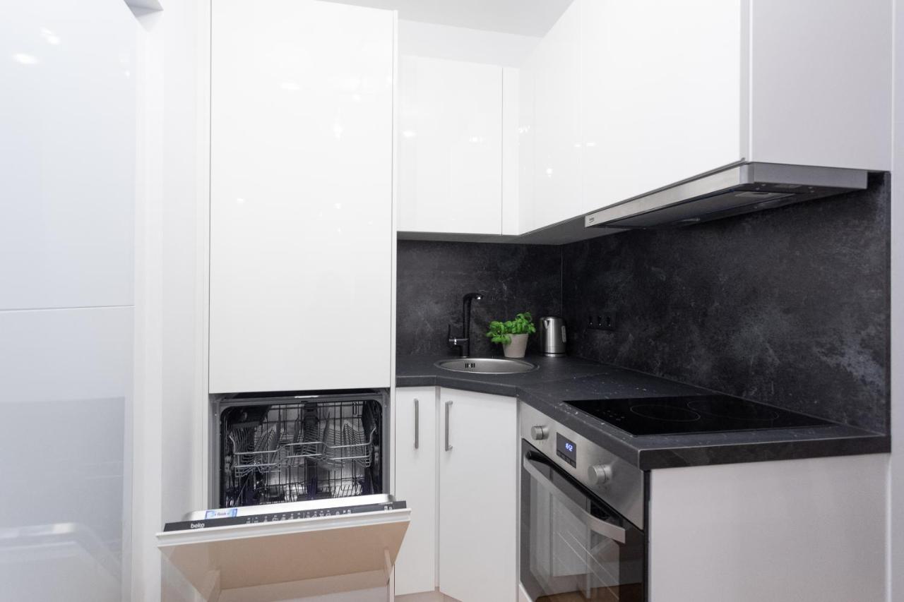 ☆NEW☆Luxus Studio☆NETFLIX/BOXSPRING ☆10min Centre☆ Viena Exterior foto